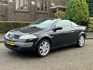 Renault Mégane Coupé-Cabriolet 2.0-16V Privilège Luxe 2004