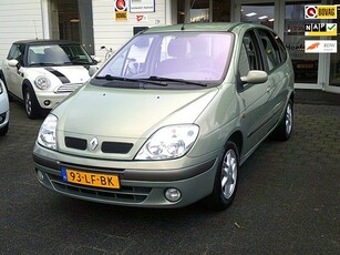 Renault Scénic 1.6-16V Authentique