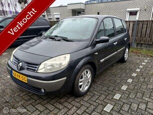 Renault Scenic 1.6-16V Expression Luxe