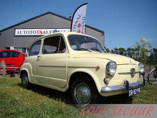 SEAT 600 L ESPECIAL Complete Historie € 4999 (bj 1972)