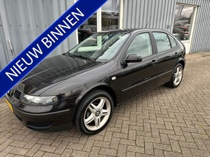 SEAT Leon 1.6-16V Stella (bj 2003)