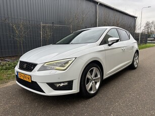 SEAT Leon 1.8 TSI FR Business / NAVI / CRUISE /