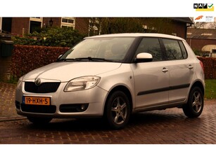 Skoda Fabia 1.4-16V Ambition 5 DEURS AIRCO APK 12 Dec 2025