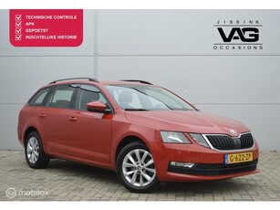 Skoda Octavia Combi 1.0 TSI CarPlay Navi Cruise Trekhaak PDC