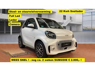 Smart Fortwo cabrio EQ Comfort PLUS 22 Kwh snellader - Matt