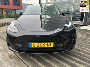 Tesla Model Y RWD 58 kWh Panoramadak