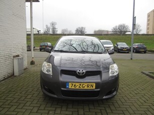 Toyota Auris 1.6-16V Sol