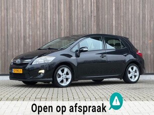 Toyota Auris 1.8 Full Hybrid Dynamic LederNaviCamera