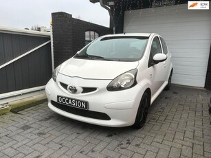 Toyota Aygo 1.0-12V + 5Drs AIRCO I ELEKTR. RAMEN