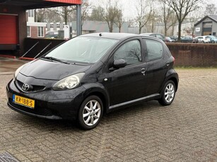 Toyota Aygo 1.0-12V / Airco / 1 JAAR APK