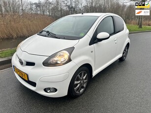 Toyota Aygo 1.0-12V Dynamic Navigator 5 deurs/Origineel