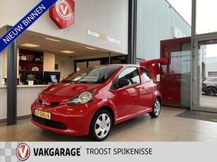 Toyota Aygo 1.0-12V,Navigatie,Bleutooth,Aux Usb