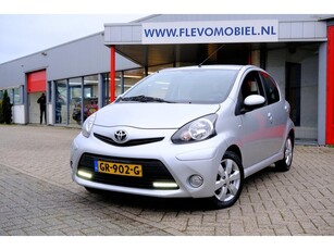 Toyota Aygo 1.0 VVT-i Dynamic Blue 5-drs NaviAircoLMV