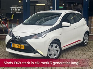 Toyota Aygo 1.0 VVT-i x 5 deurs! Airco l LED l MTF-stuur l