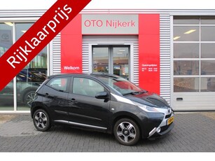 Toyota Aygo 1.0 VVT-i x-clusiv *Met navigatie!* (bj 2014)