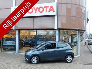 Toyota Aygo 1.0 VVT-i x-now (bj 2016)