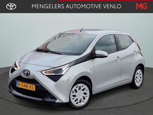 Toyota Aygo 1.0 VVT-i x-play Airco / Camera / AndroidAuto