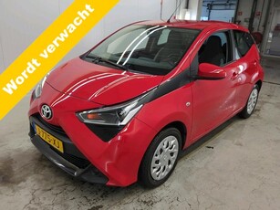 Toyota Aygo 1.0 VVT-i x-play (bj 2020)