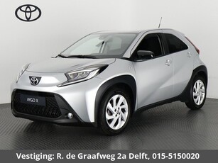 Toyota AYGO X 1.0 VVT-i MT First Stoelverwarming Apple