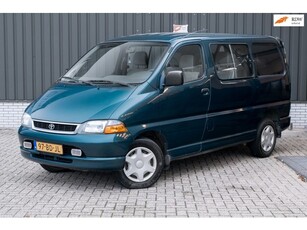 Toyota HiAce 2.4 Emotion