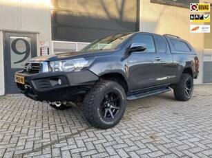 Toyota HiLux 2.4 D-4D-F Xtra Cab Professional LIFTED