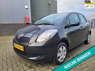 Toyota Yaris 1.0 VVTi Terra