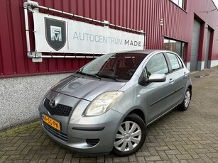 Toyota Yaris 1.3 VVTi Sol // 5-Deurs // Airco //