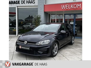 Volkswagen Golf 1.0 TSI Highline Business R