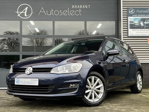 Volkswagen Golf 1.2 TSI Lounge Pano Cruise Navi