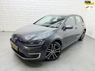 Volkswagen Golf 1.4 TSI GTE KEYLESS SFEER CAMERA NAP