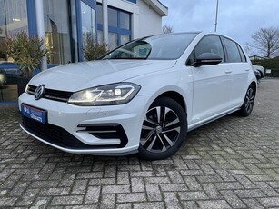 Volkswagen Golf 1.5 TSI Highline Business R R-line IQ Drive Automaat, PANO, Blind Spot, Virutal Co