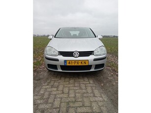 Volkswagen Golf 1.6 FSI Comfortline