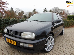 Volkswagen Golf 1.6 Milestone , 5-Deurs. /