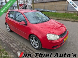 Volkswagen Golf 2.0 FSI Comfortline