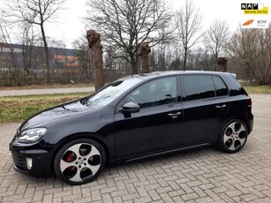 Volkswagen Golf 2.0 GTI XENON NAVI AKROPLOLITS UIT