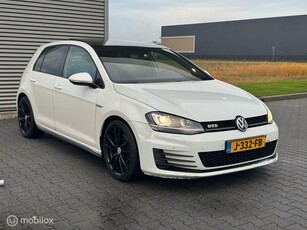 Volkswagen Golf 2.0 TDI GTD