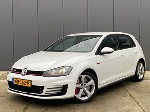 Volkswagen Golf 2.0 TSI GTI Performance 230 pk / Xenon /