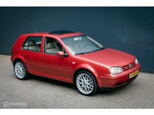 Volkswagen Golf 2.3 V5 Highline