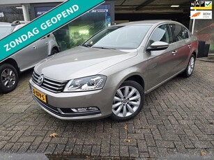 Volkswagen Passat 1.8 TSI Highline AUTOMAAT 1E EIGENAAR