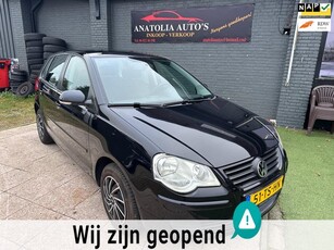 Volkswagen Polo 1.2 Optive*NIUEWE APK*AIRCO*