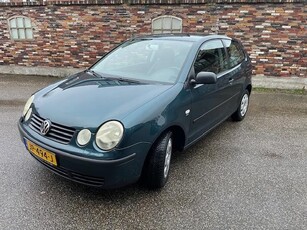 Volkswagen Polo 1.4-16V! Airco! Nw Apk! Stoelverwarming!