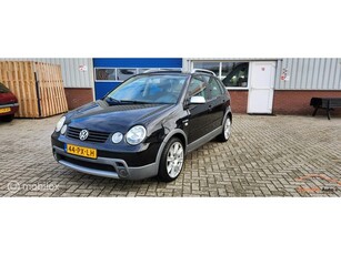 Volkswagen Polo 1.4-16V FUN