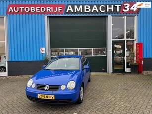 Volkswagen Polo 1.4-16V Highline