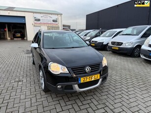 Volkswagen Polo 1.6-16V Cross