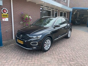 Volkswagen T-Roc Sport Business R (bj 2020, automaat)