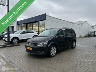 Volkswagen Touran 1.6 TDI Highline BlueMotion 7p. Navi Clima