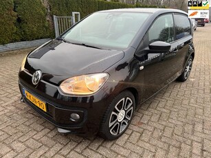 Volkswagen Up! 1.0 5DRS high up! AC CRUISE NAVI 16