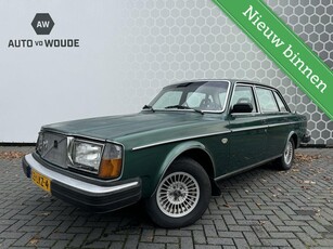 Volvo 264 GL Automaat Trekhaak Schuifdak Luxe Velours Airco