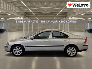 Volvo S60 2.4 Edition Automaat,stoelverwarming,pdc,perfect