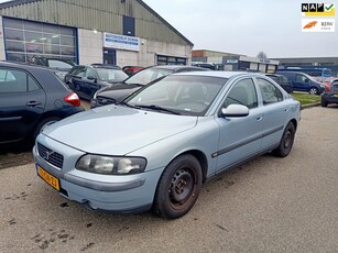 Volvo S60 2.4 Edition Clima Bj:2001 NAP!